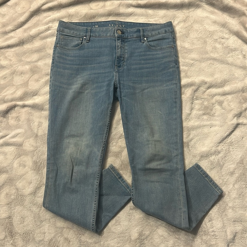WHBM The Skinny Ankle Zipper Embroidery Ankle Jeans Size 10